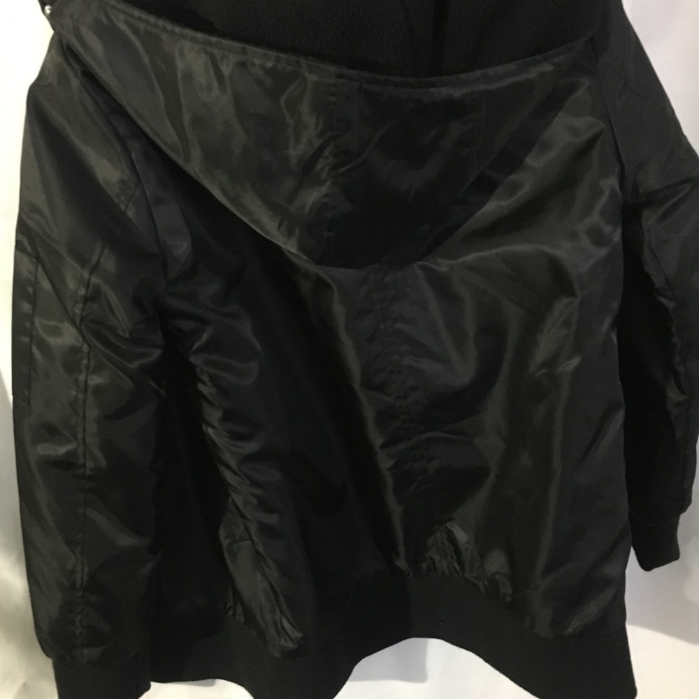 Jacket - Picture 8 of 8